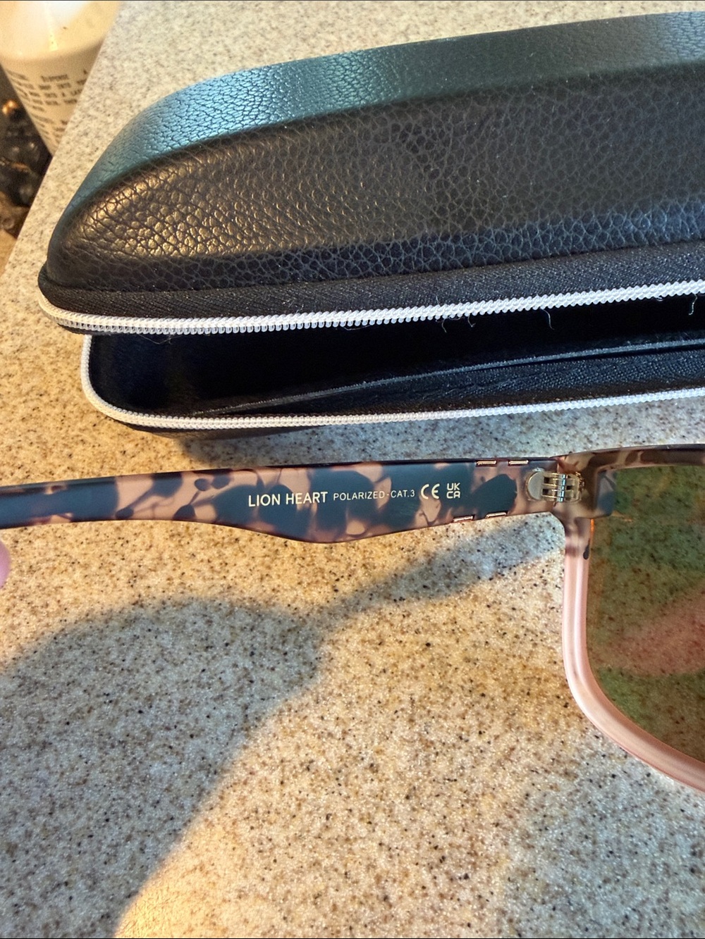 Blenders “Lion Heart” Rose Gold Tortoise sunglasses - Picture 3 of 3